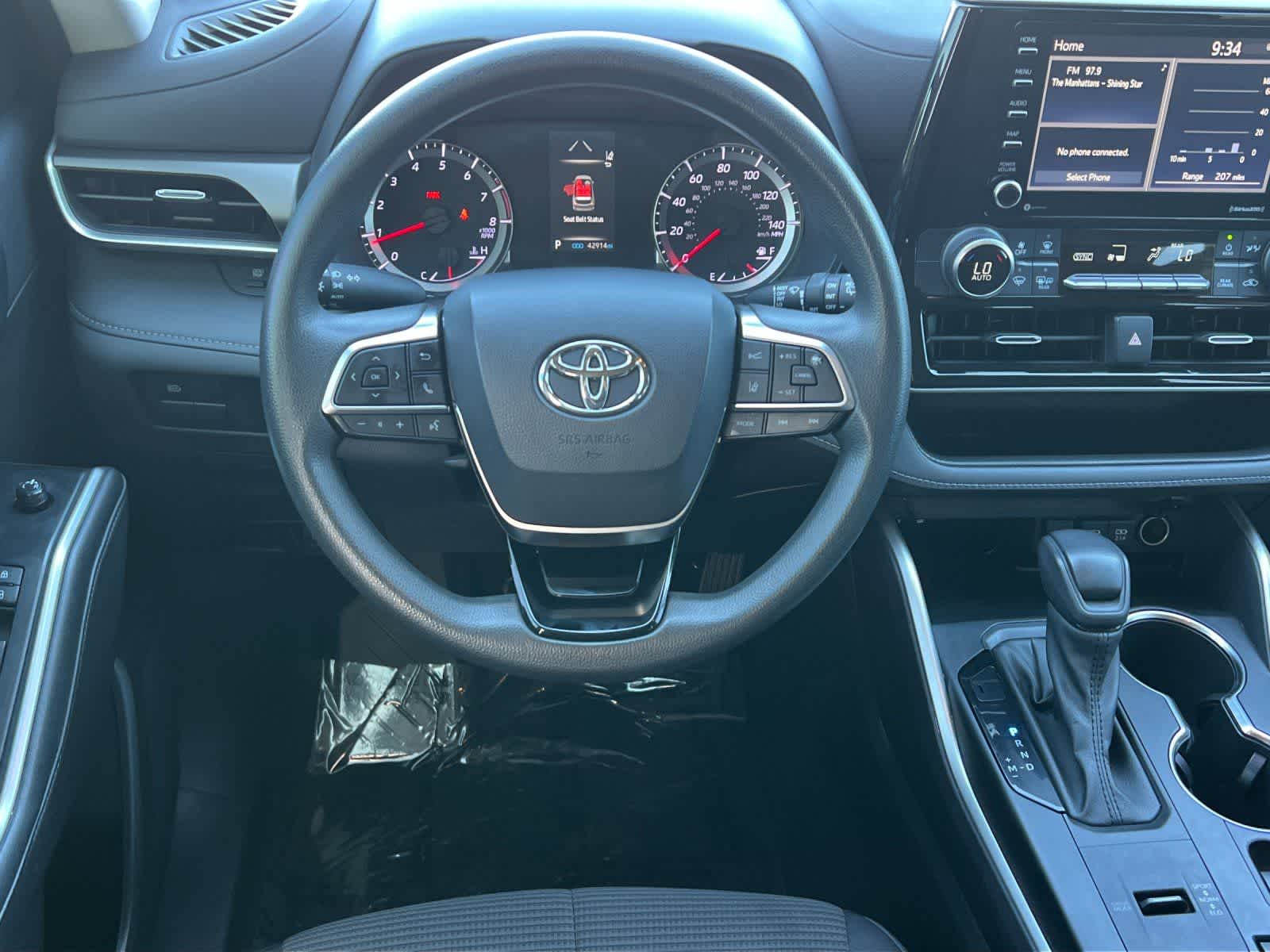 Thumbnail: 2021 Toyota Highlander - 15