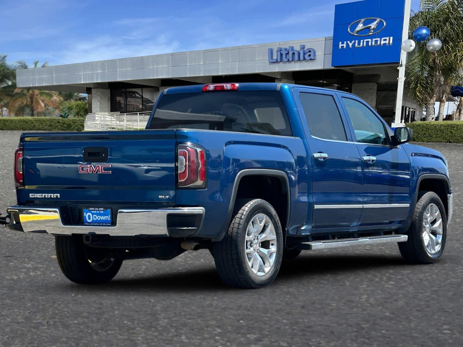 Used 2018 GMC Sierra 1500 SLT with VIN 3GTU2NECXJG214521 for sale in Fresno, CA