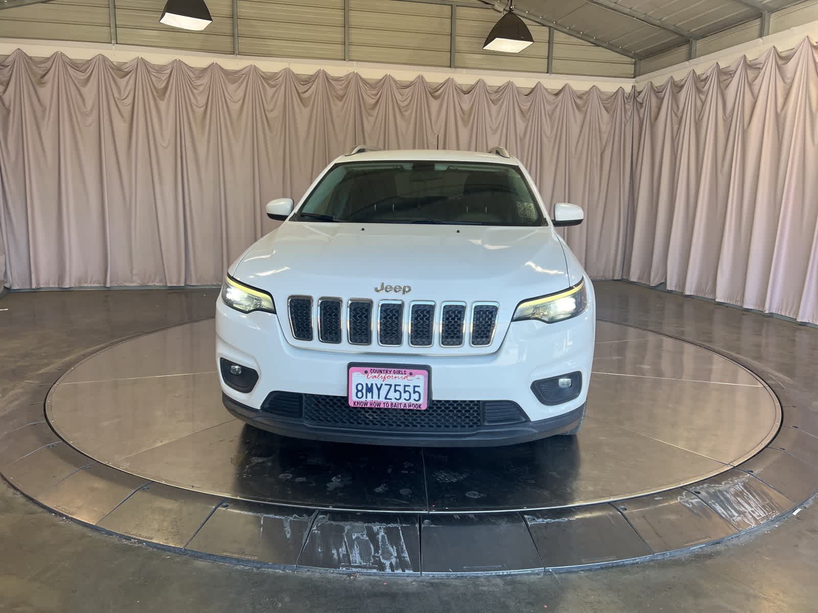 Thumbnail: 2019 Jeep Cherokee - 2