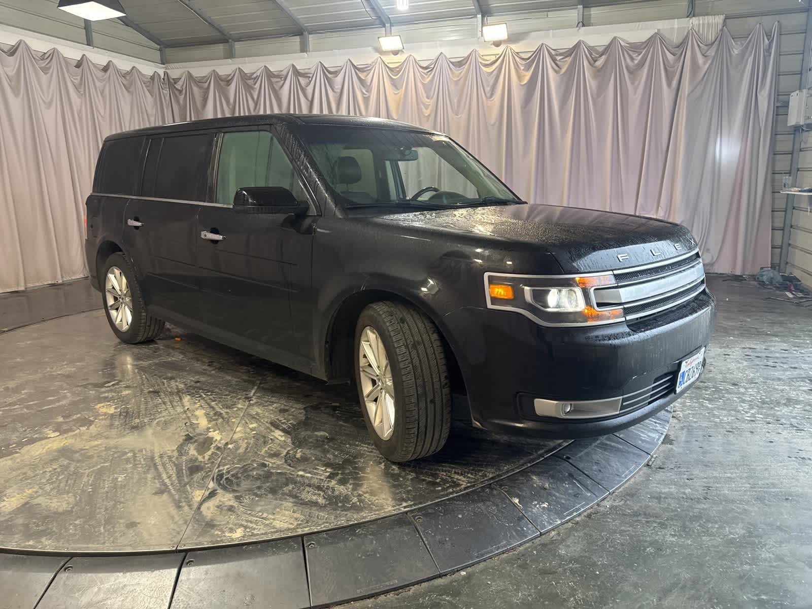 Thumbnail: 2019 Ford Flex - 3