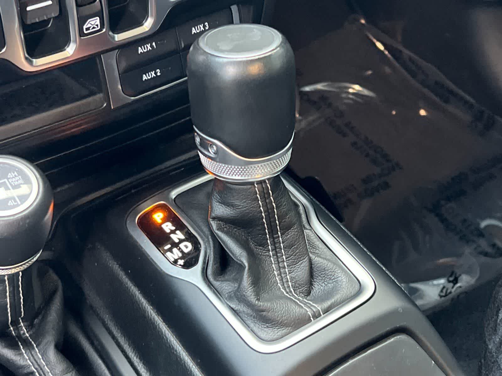 Thumbnail: 2023 Jeep Wrangler - 23