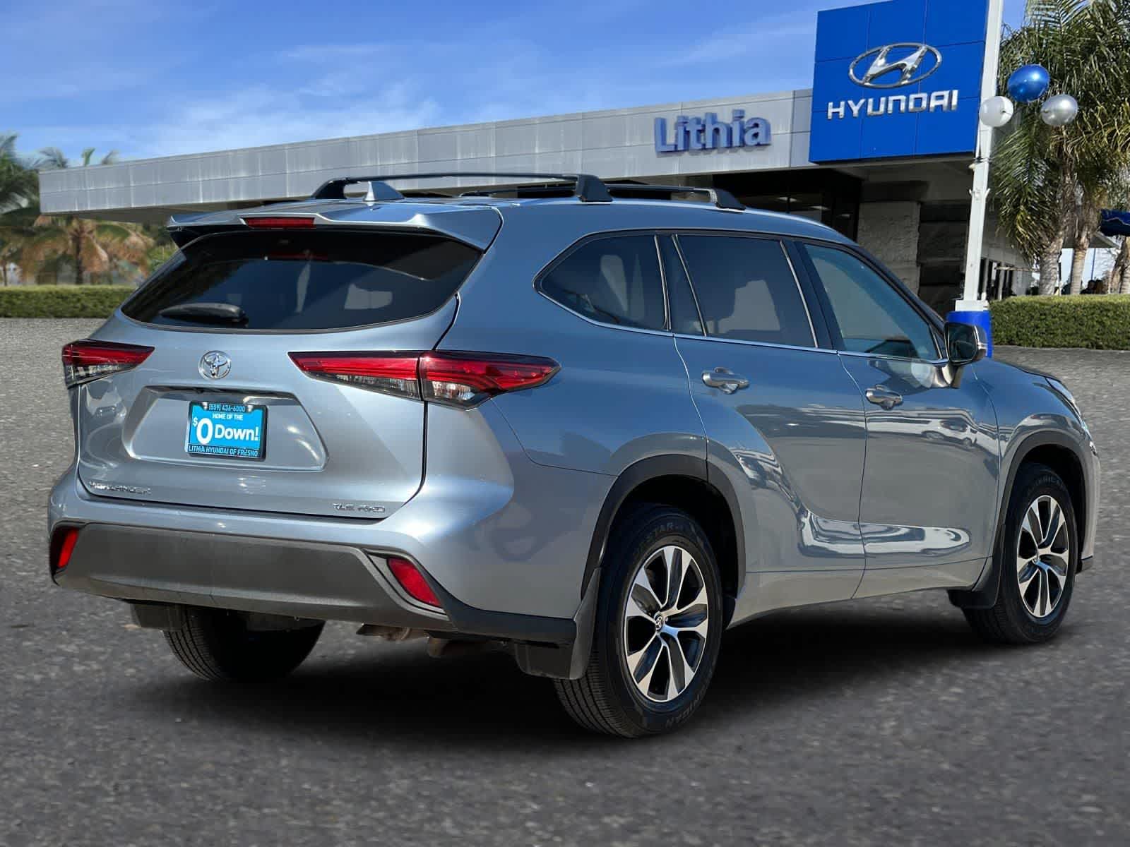 Thumbnail: 2020 Toyota Highlander - 3
