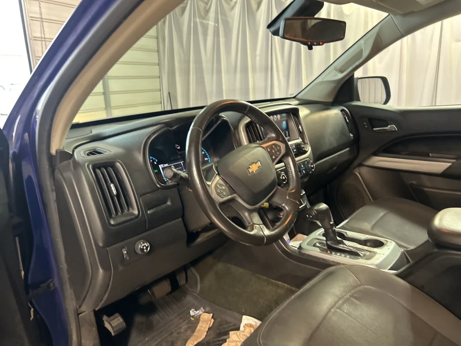 Thumbnail: 2016 Chevrolet Colorado - 25