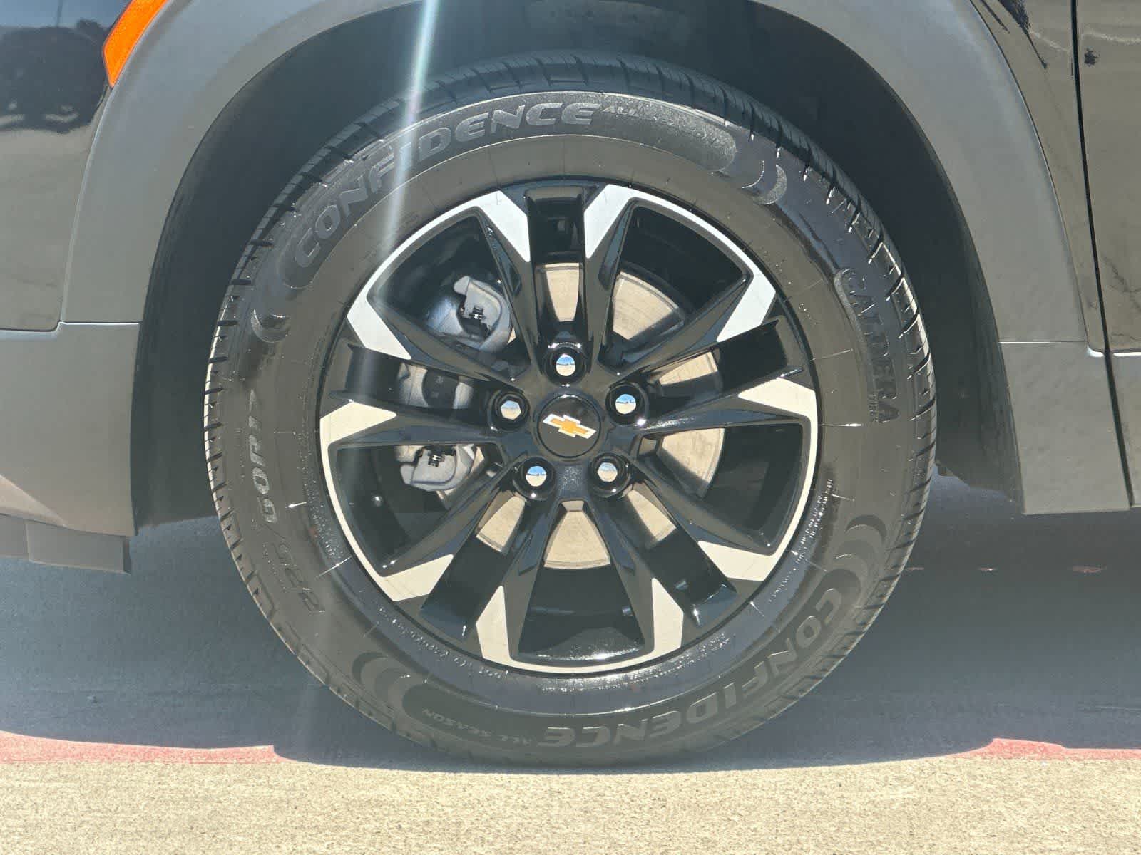 Thumbnail: 2023 Chevrolet TrailBlazer - 27