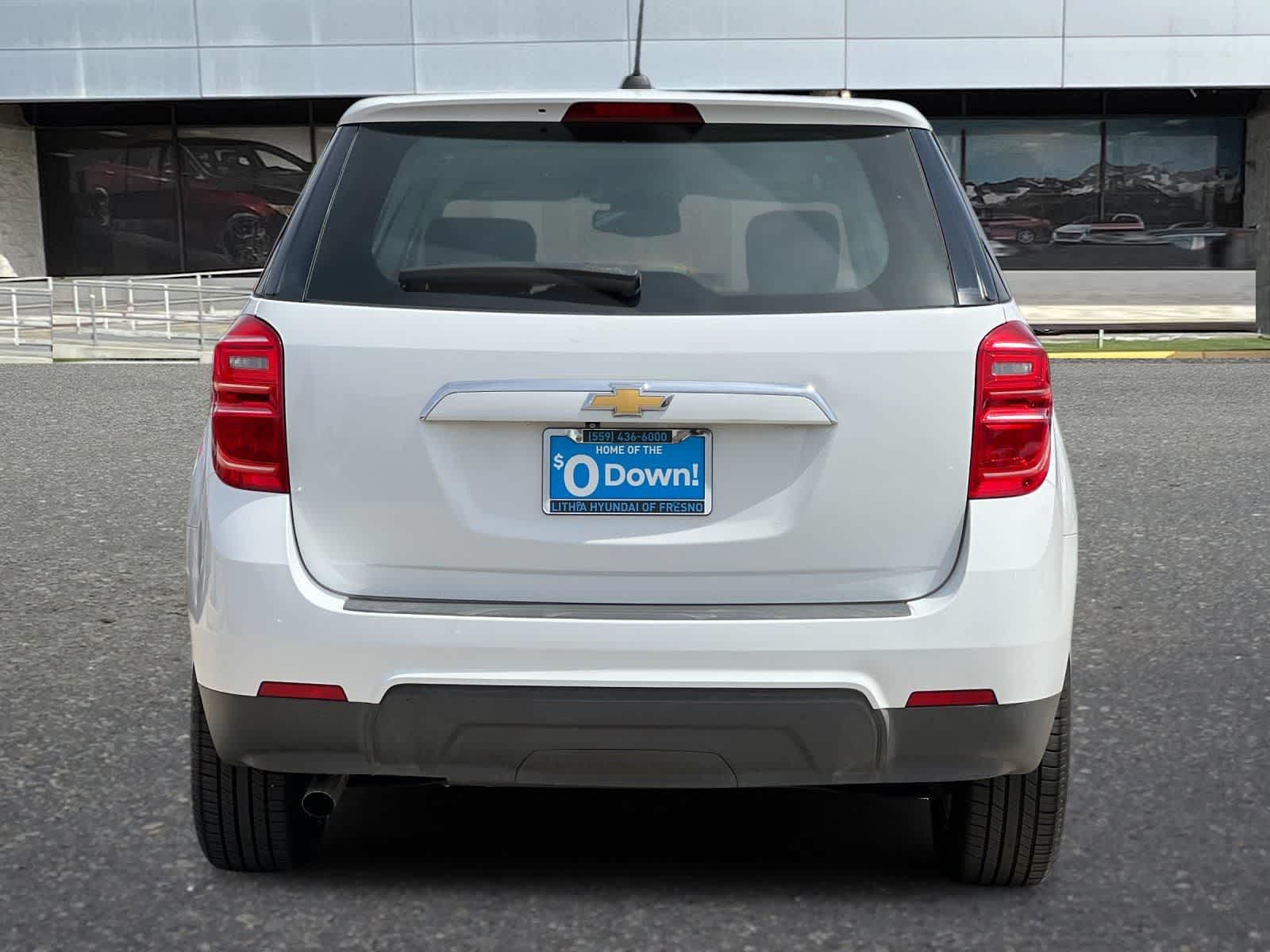 2016 Chevrolet Equinox LS photo 3