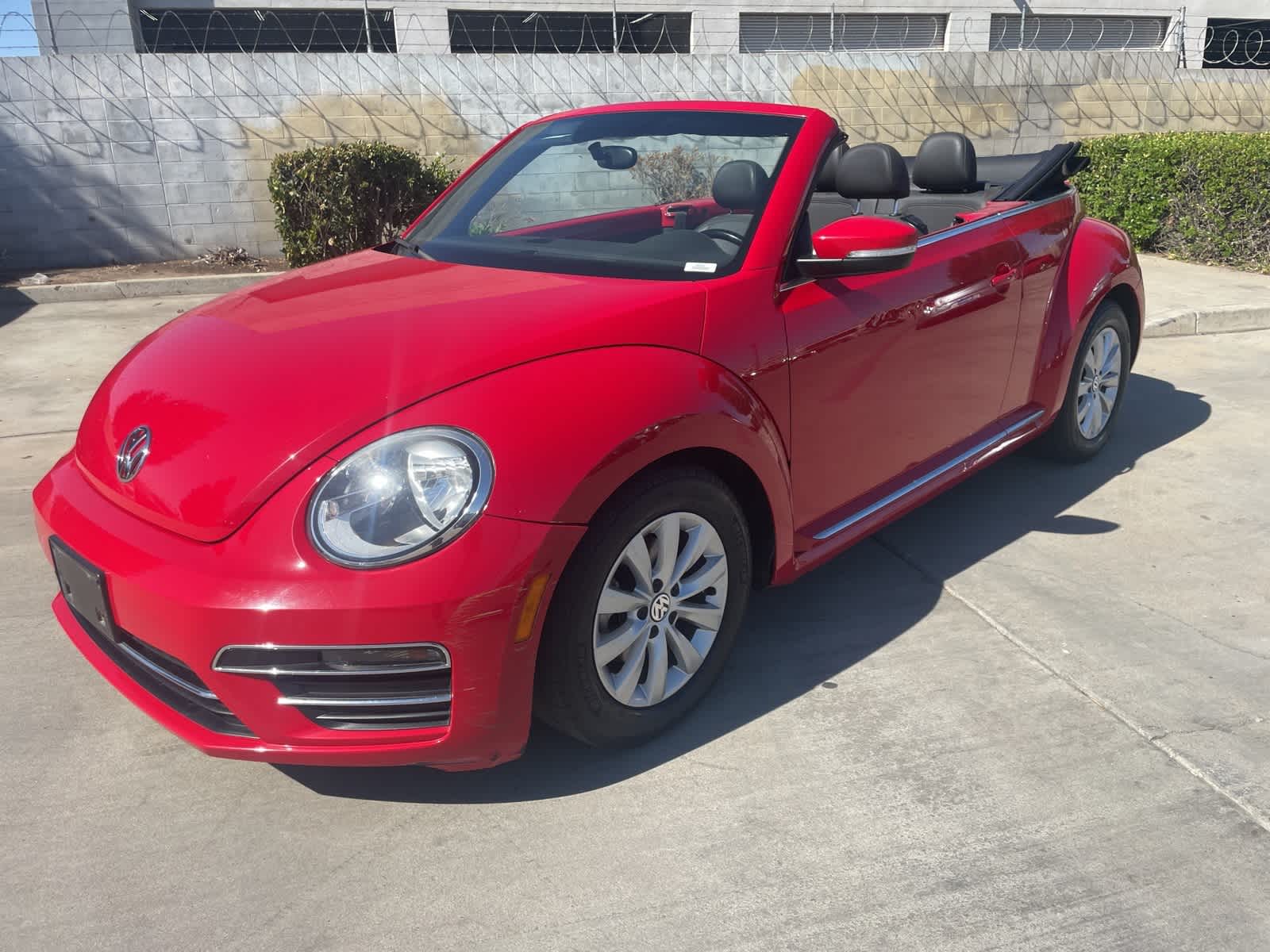 Used 2019 Volkswagen Beetle S with VIN 3VW5DAAT2KM507004 for sale in Fresno, CA