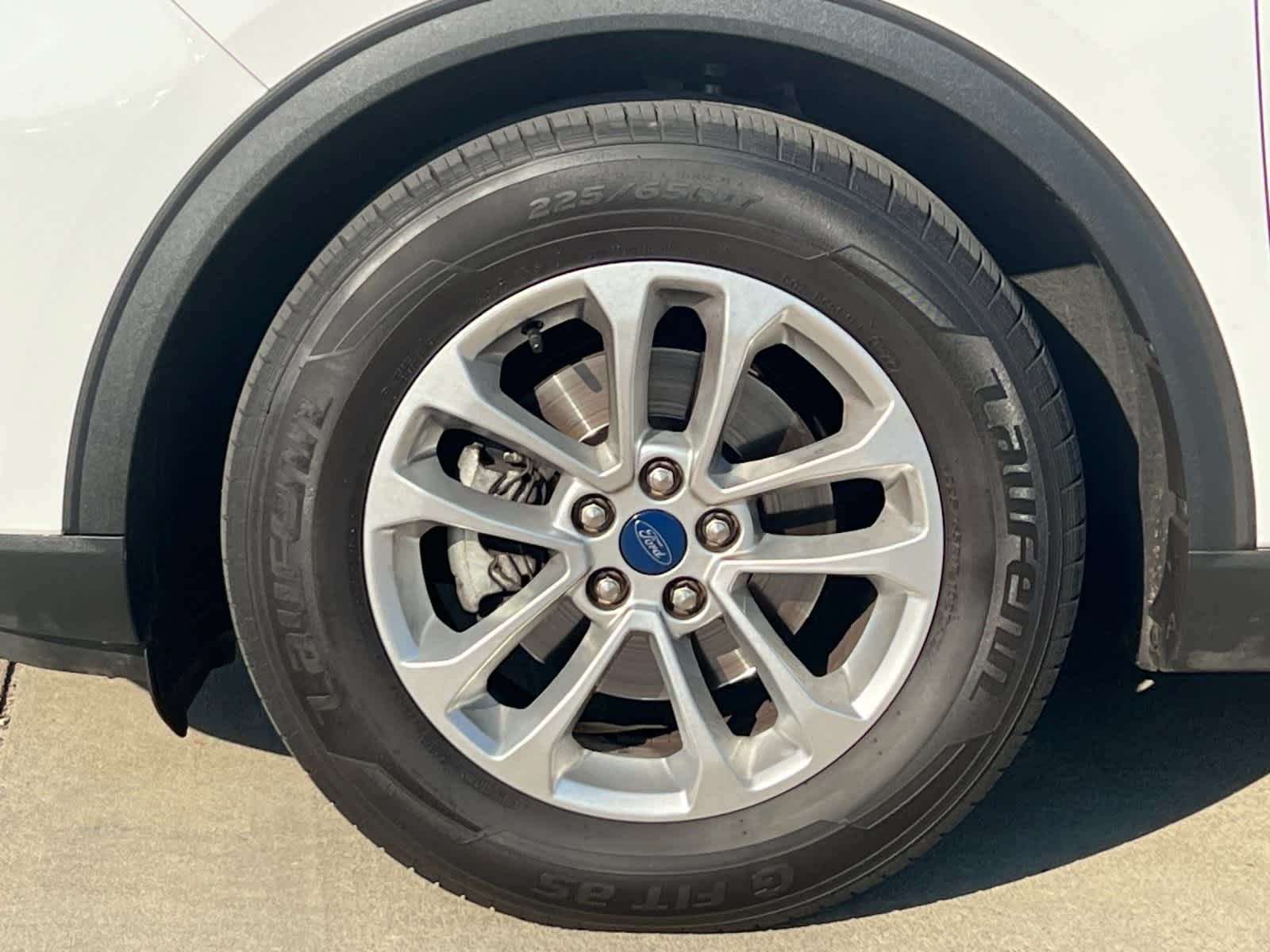 Thumbnail: 2021 Ford Escape - 26