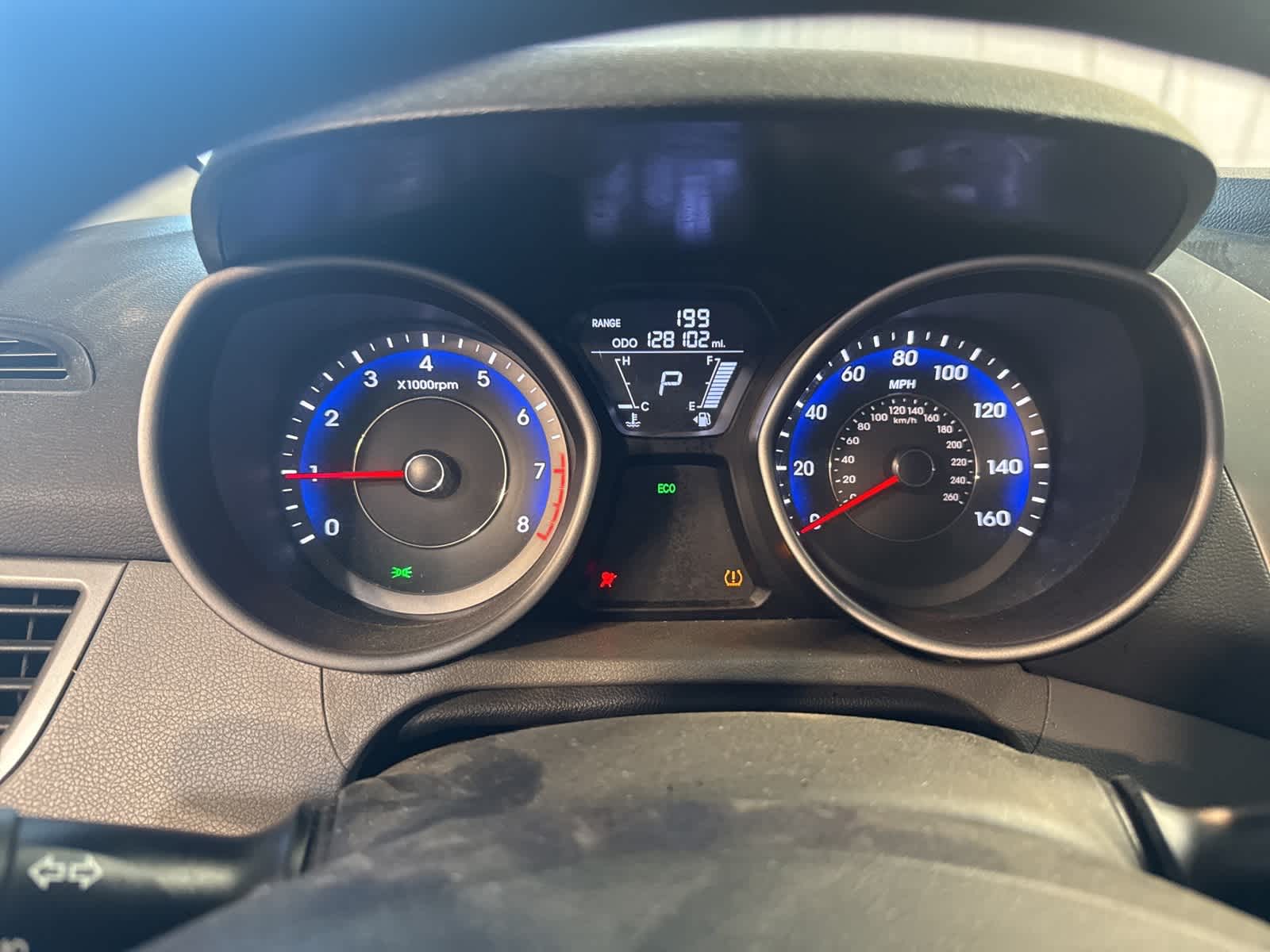 Thumbnail: 2013 Hyundai Elantra - 21