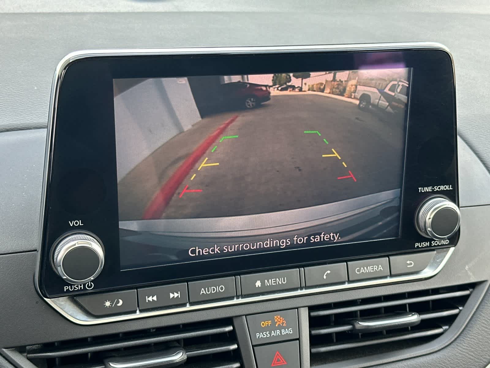 Thumbnail: 2022 Nissan Altima - 18