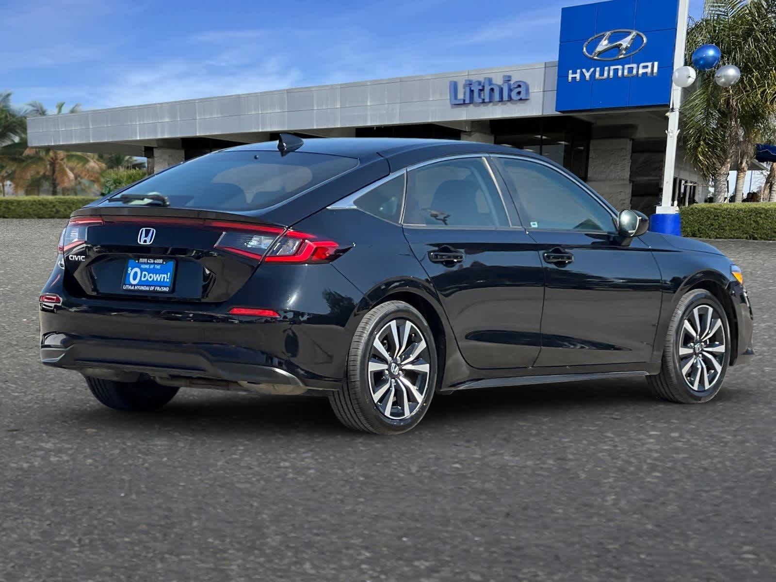 Used 2022 Honda Civic Hatchback EX-L with VIN 19XFL1H74NE020761 for sale in Fresno, CA