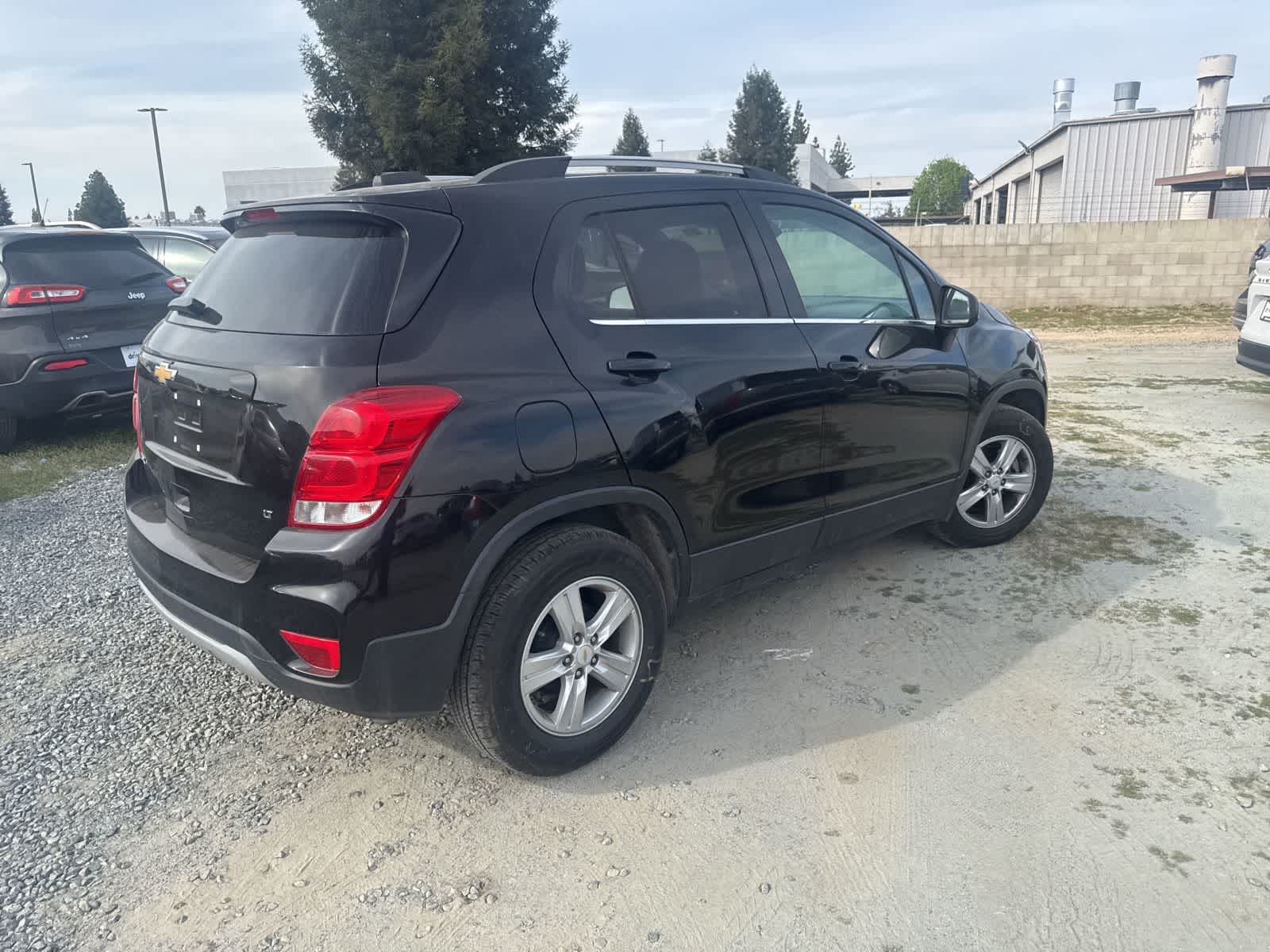 Thumbnail: 2020 Chevrolet Trax - 5