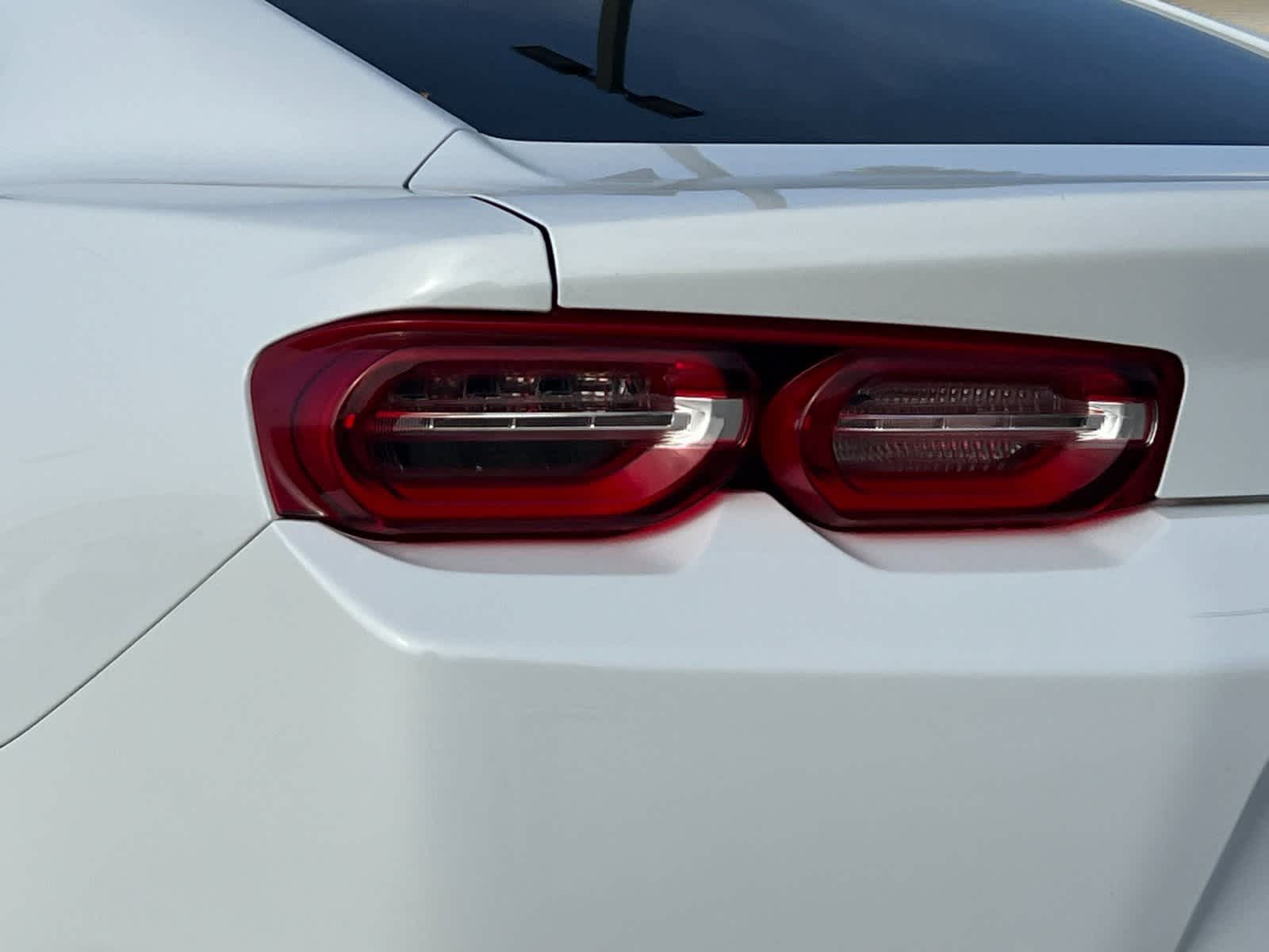 Thumbnail: 2020 Chevrolet Camaro - 25