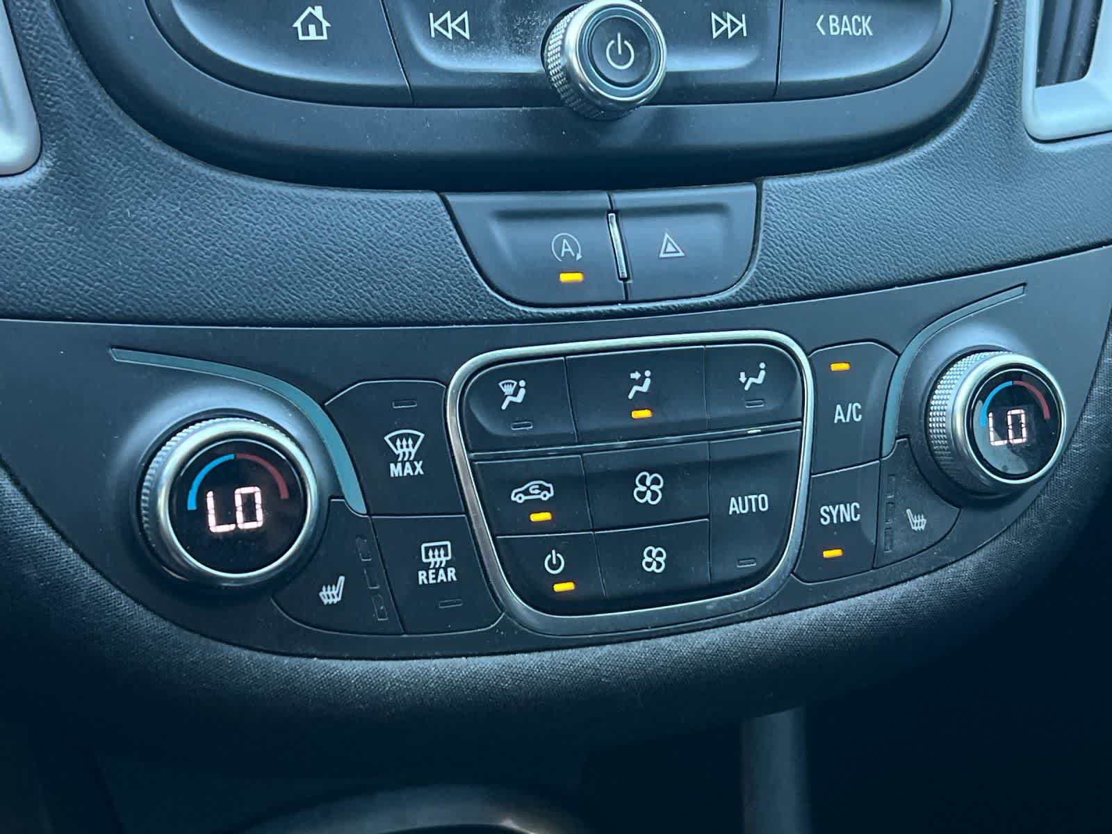 Thumbnail: 2023 Chevrolet Malibu - 20