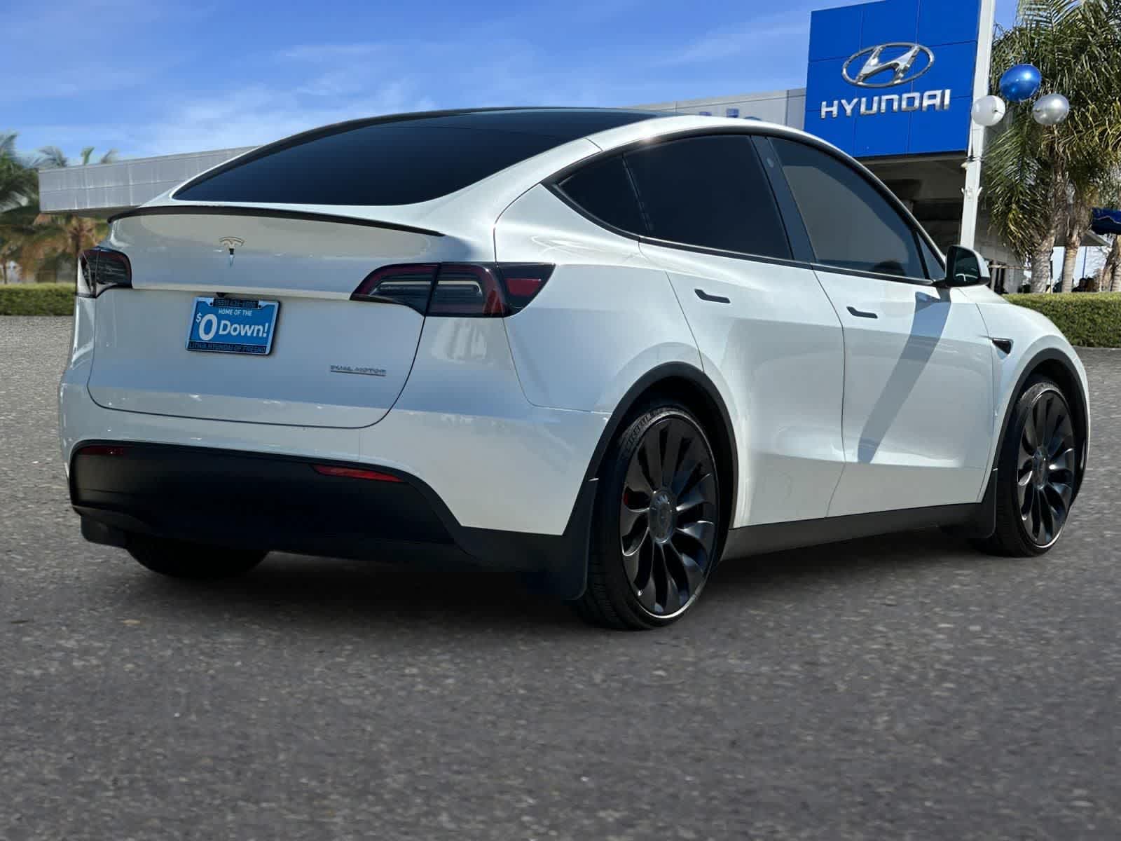 Thumbnail: 2023 Tesla Model Y - 3