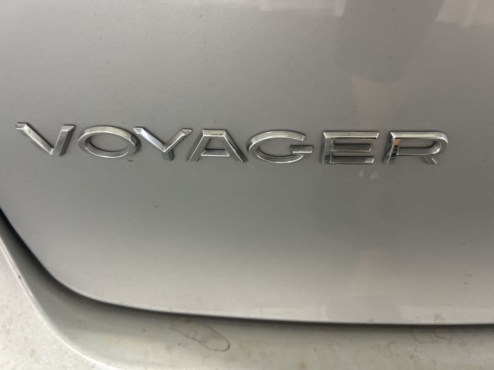Thumbnail: 2023 Chrysler Voyager - 11