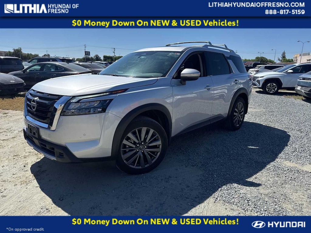 Used 2025 Nissan Pathfinder SL SUV