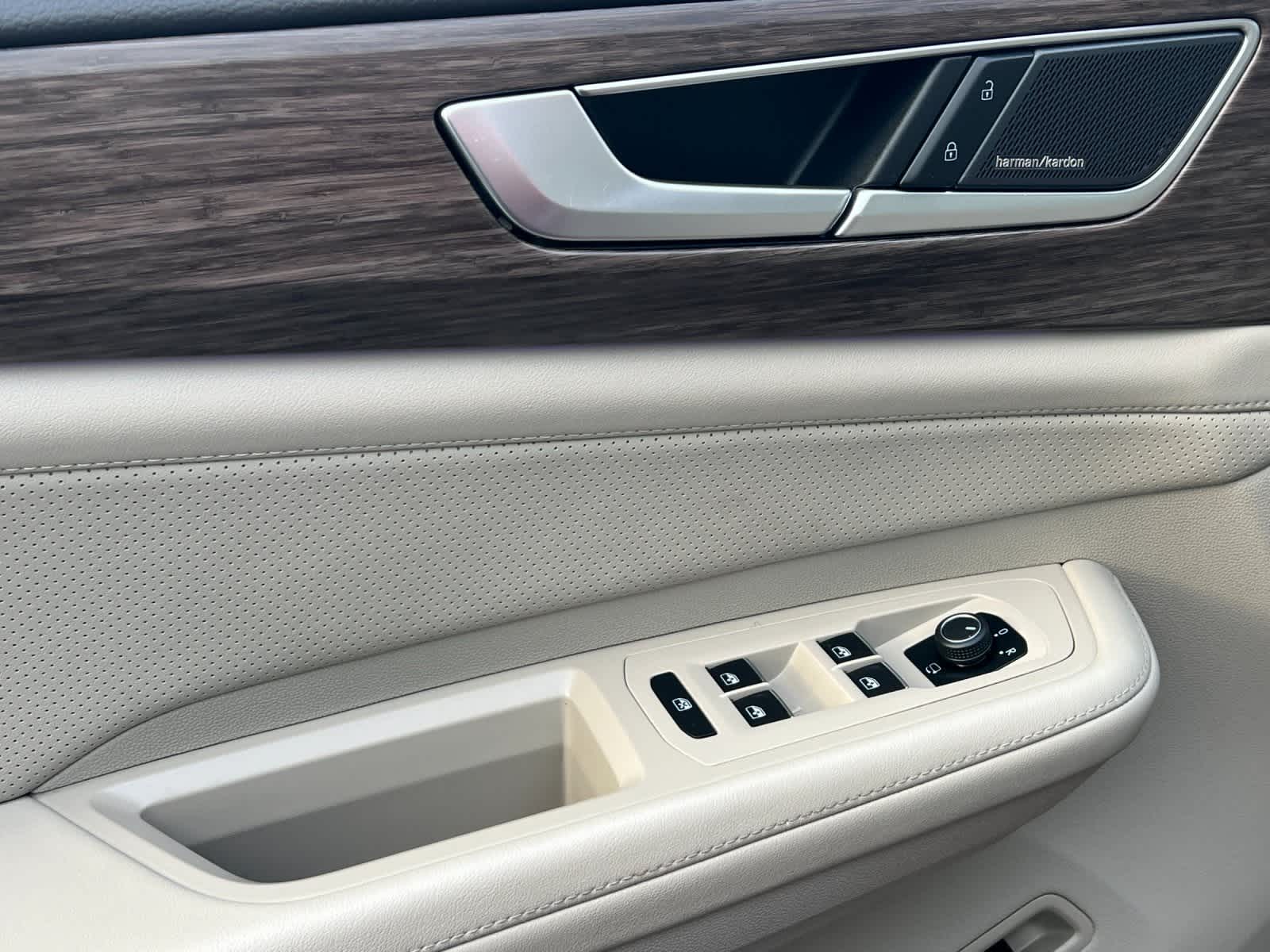 Thumbnail: 2024 Volkswagen Atlas - 12