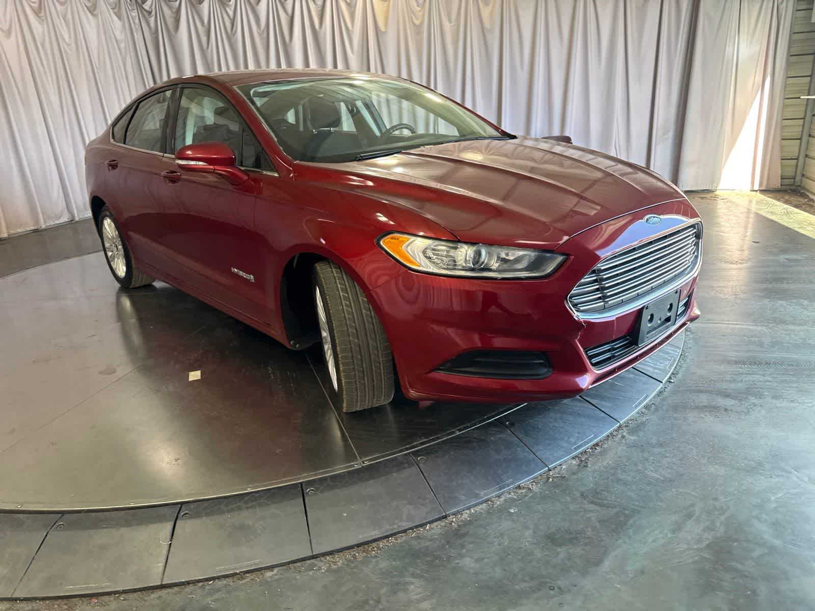 Thumbnail: 2013 Ford Fusion - 3