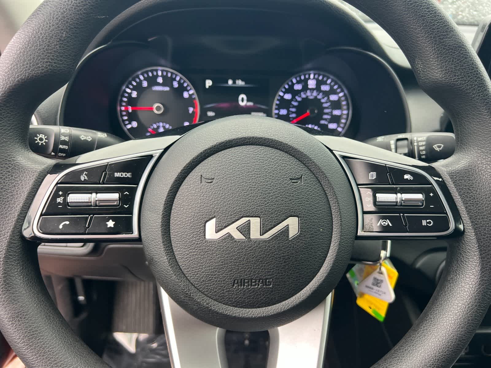 Thumbnail: 2022 Kia Forte - 22