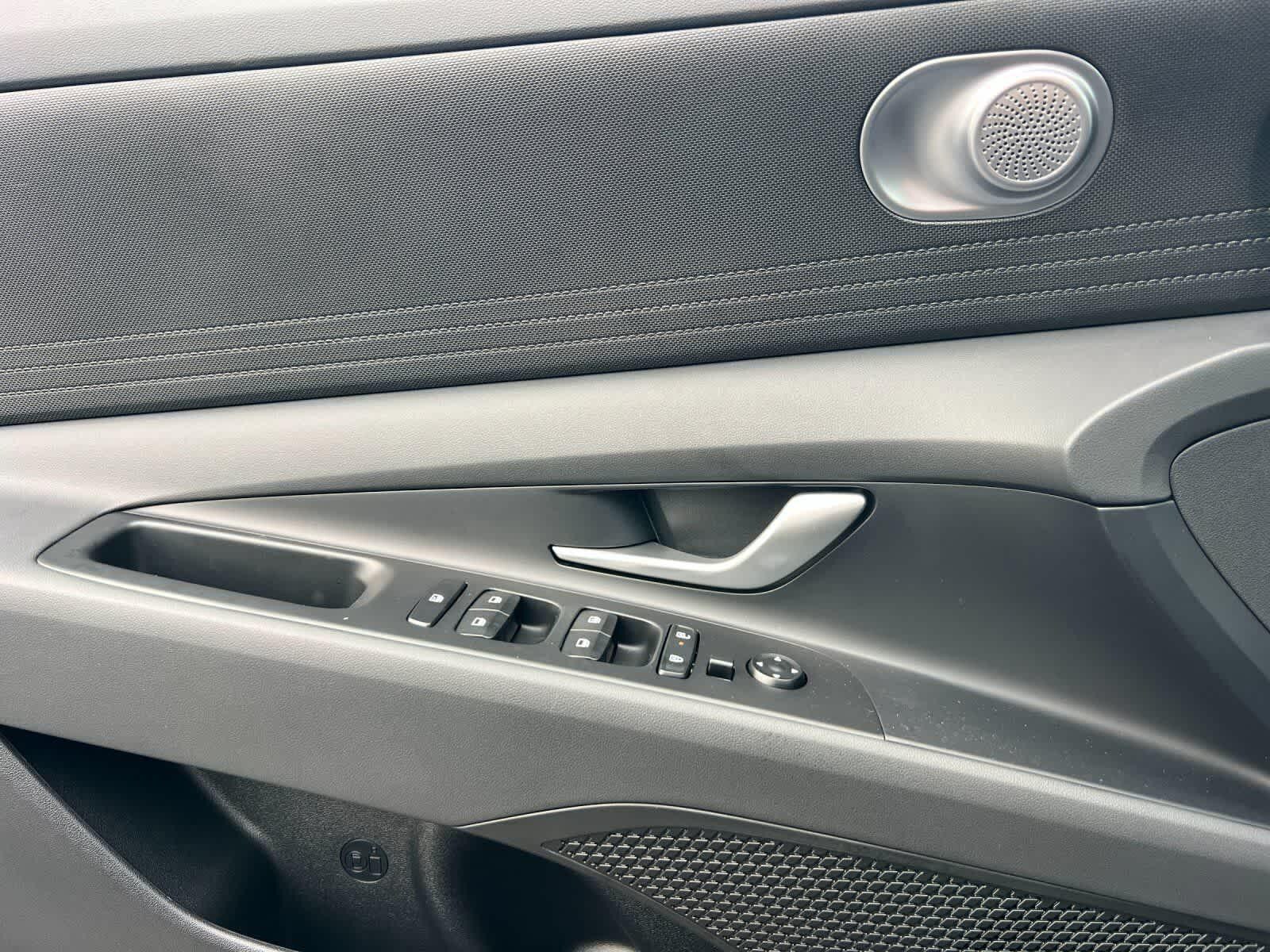 Thumbnail: 2026 Hyundai Elantra - 13