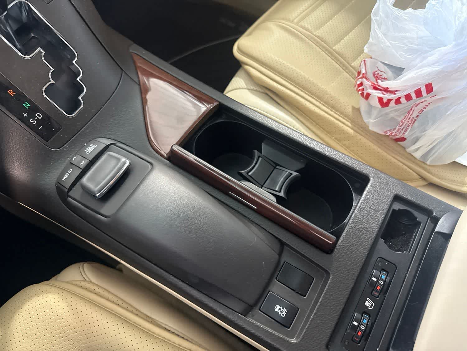 Thumbnail: 2015 Lexus RX - 27
