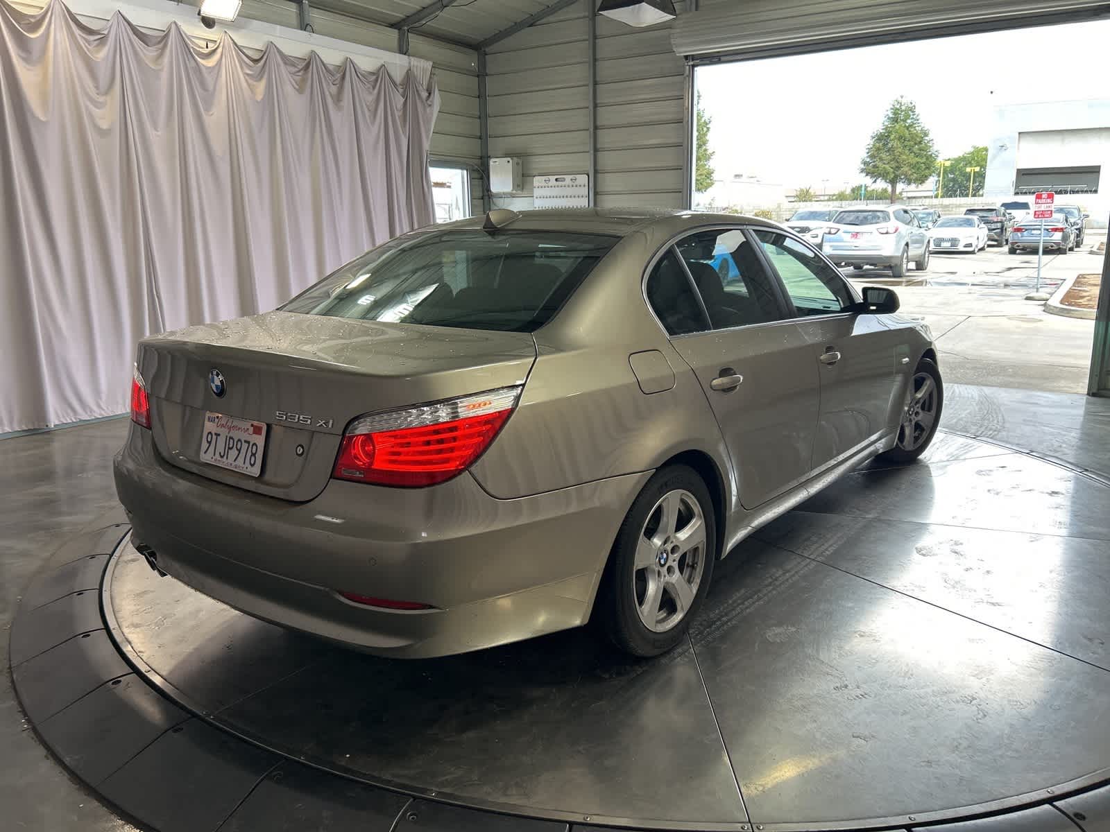 Thumbnail: 2008 BMW 5 Series - 8