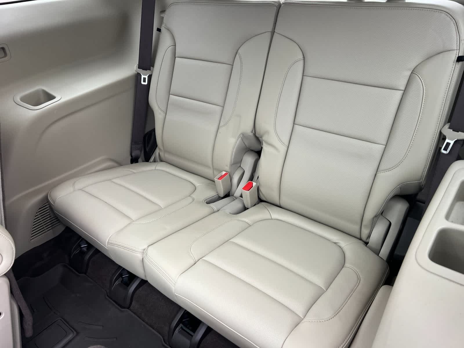 Thumbnail: 2017 GMC Acadia - 15