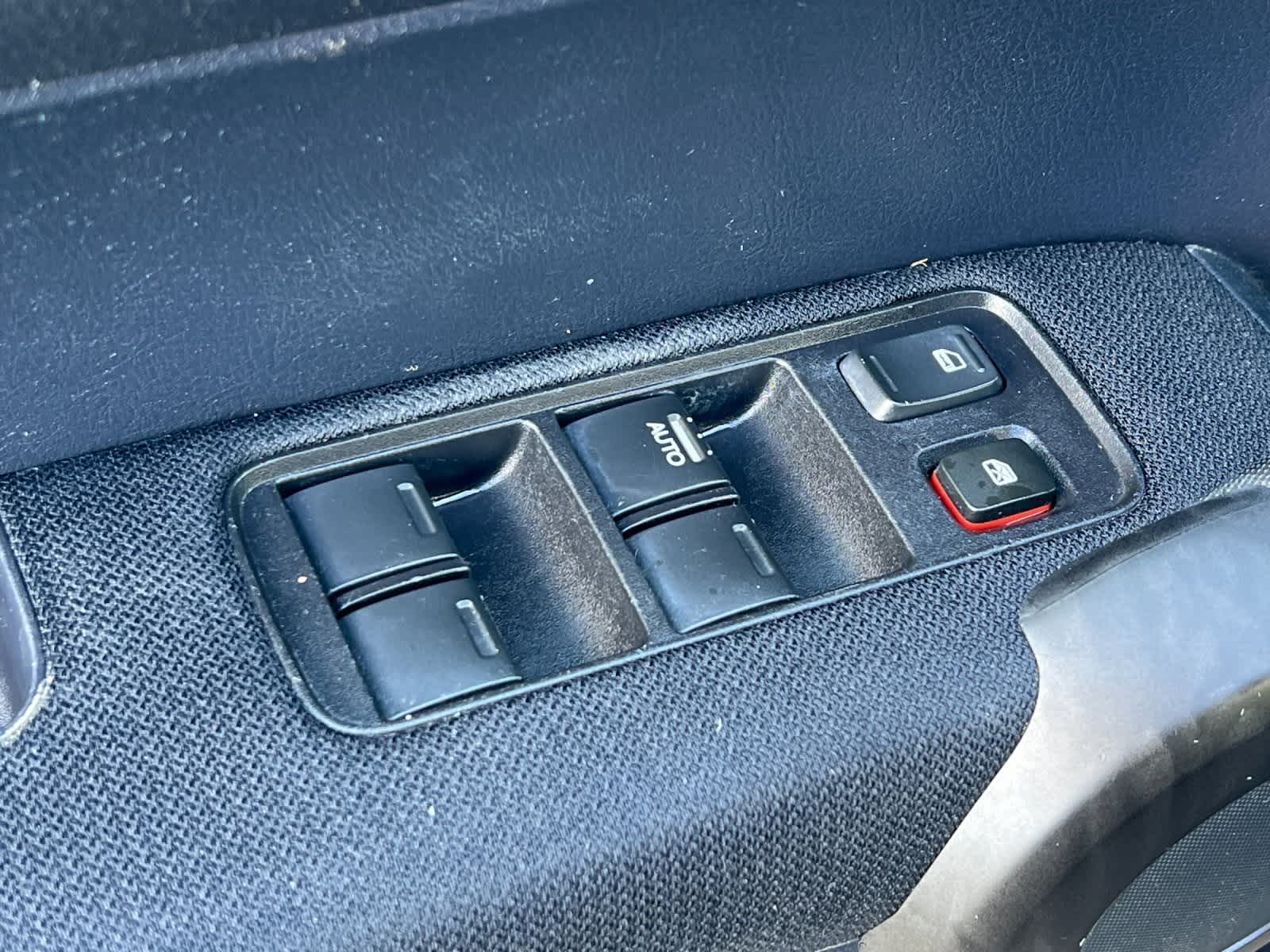 Thumbnail: 2010 Honda CR-V - 13