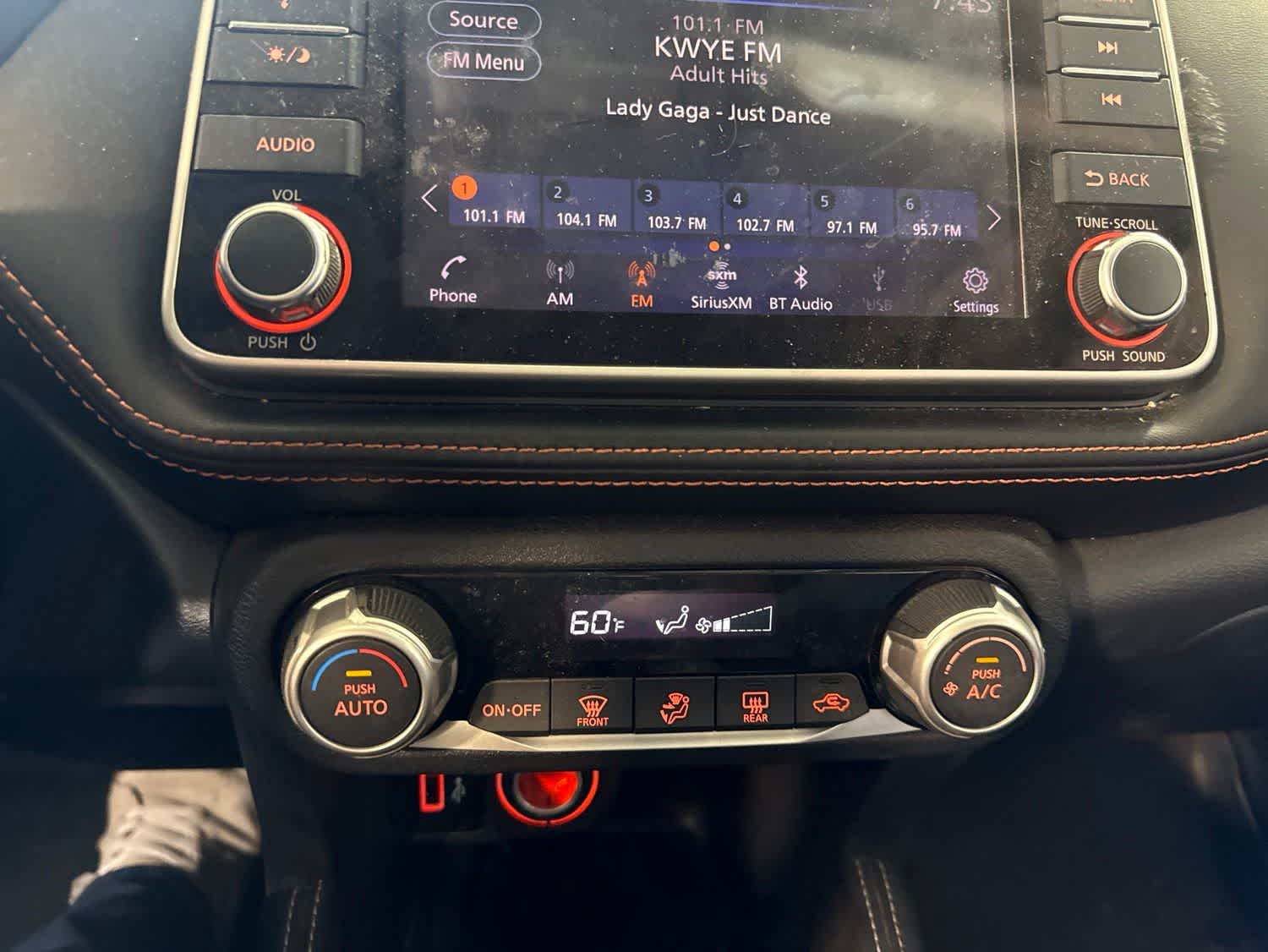 Thumbnail: 2018 Nissan Kicks - 22