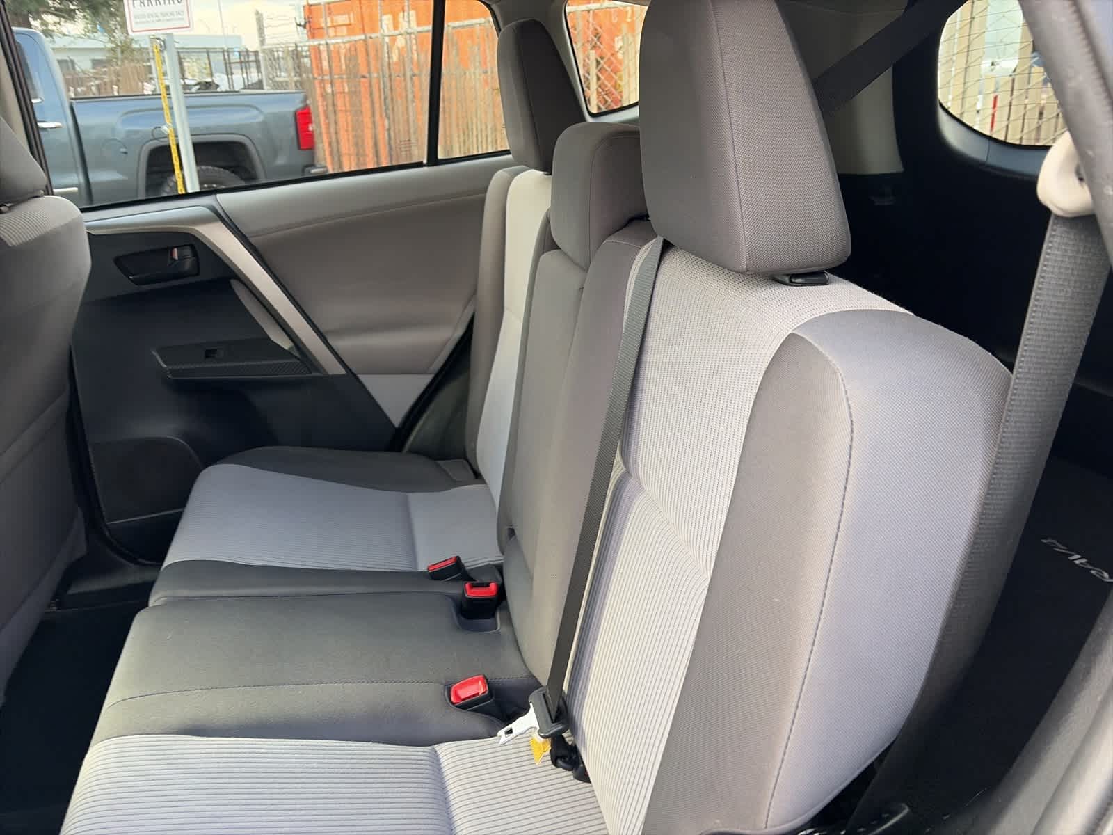 Thumbnail: 2013 Toyota RAV4 - 21