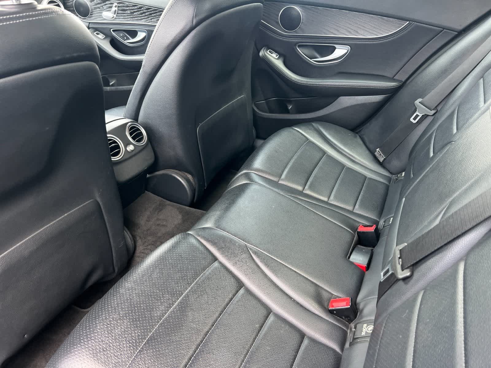 Thumbnail: 2016 Mercedes-Benz C-Class - 4