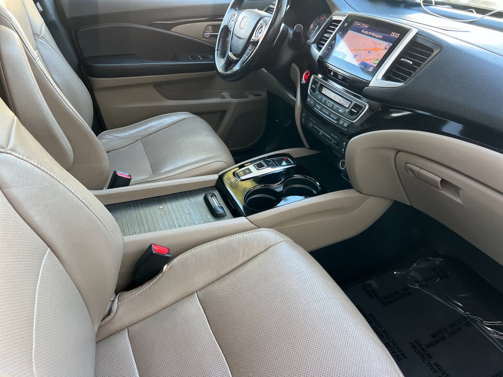 Thumbnail: 2016 Honda Pilot - 18