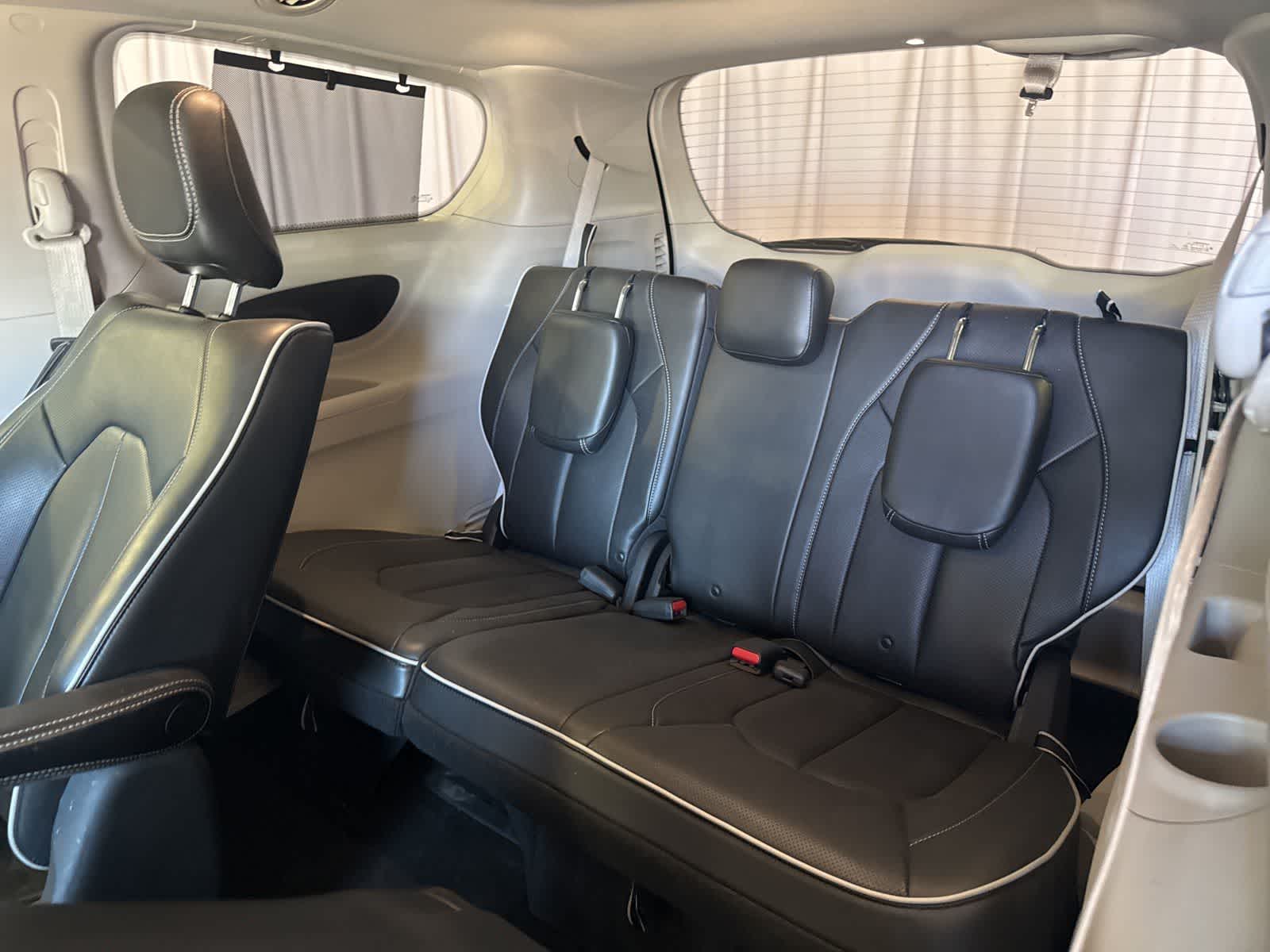 Thumbnail: 2021 Chrysler Pacifica - 13