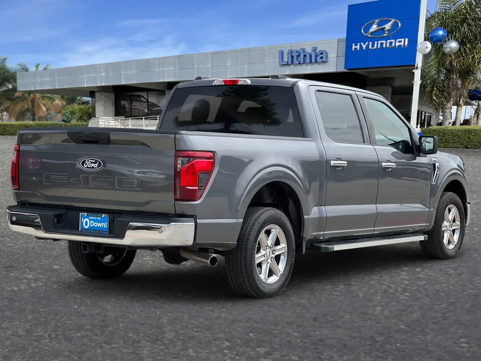 2025 Ford F-150 XLT photo 2