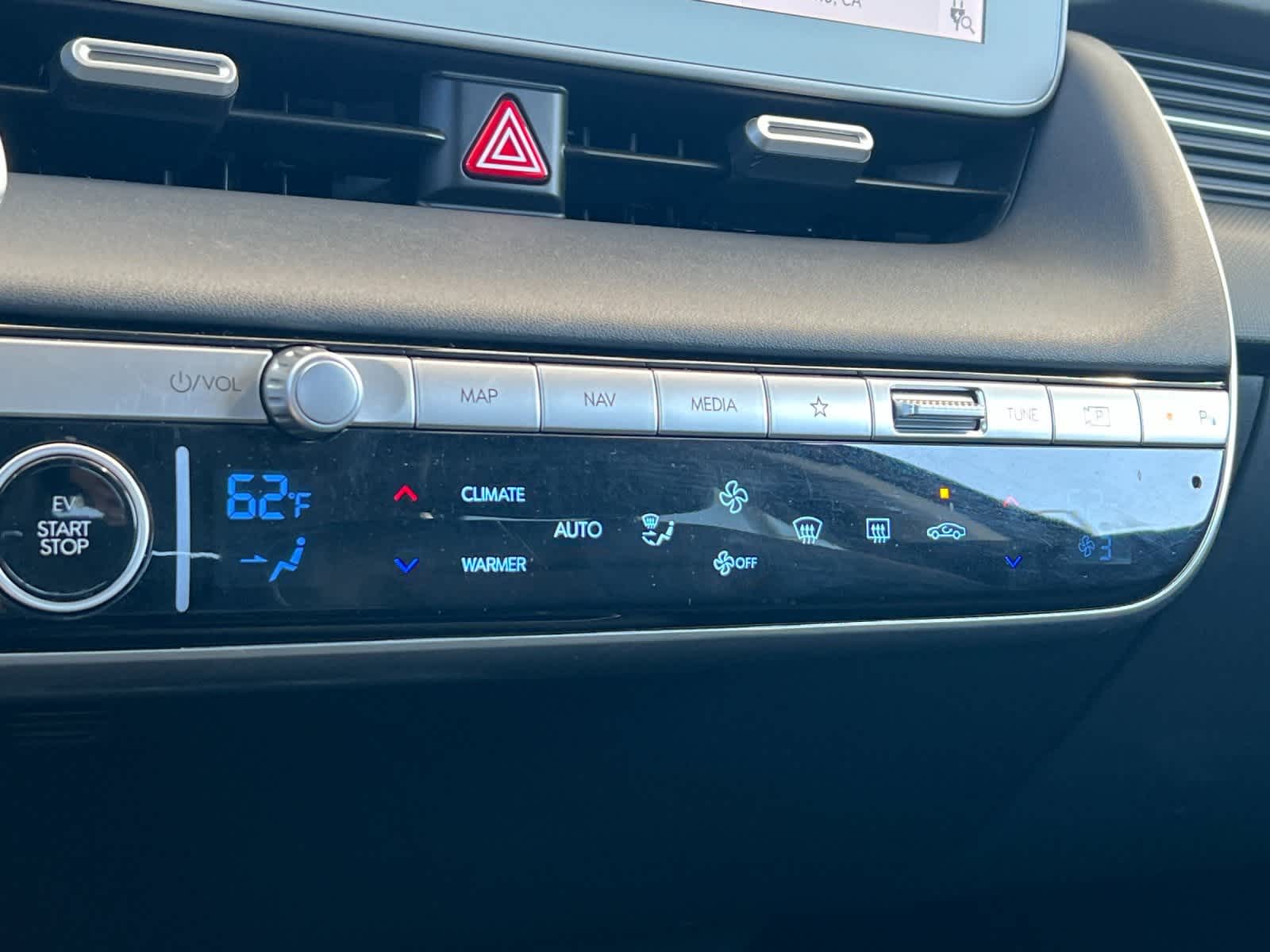 Thumbnail: 2022 Hyundai Ioniq 5 - 20