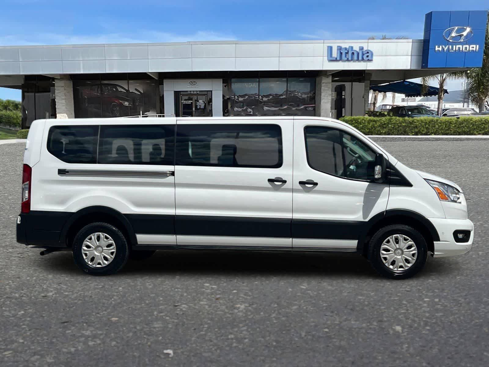 Thumbnail: 2022 Ford Econoline - 9