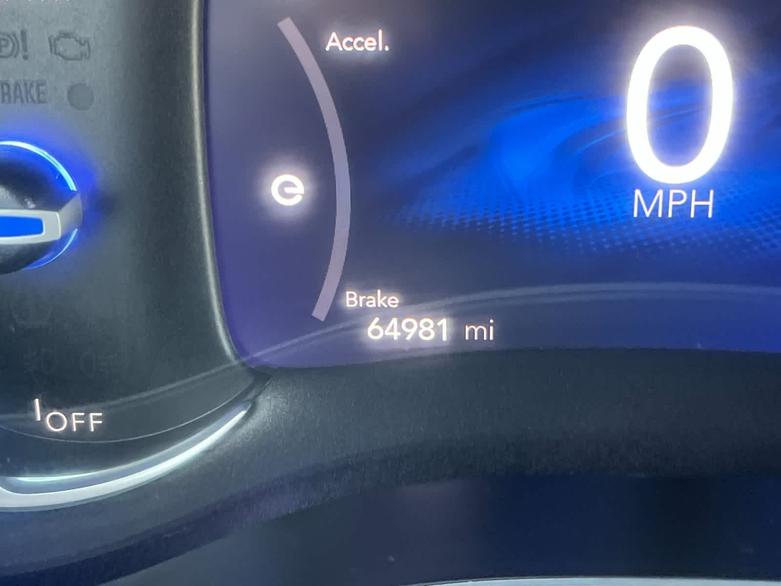 Thumbnail: 2023 Chrysler Pacifica - 27