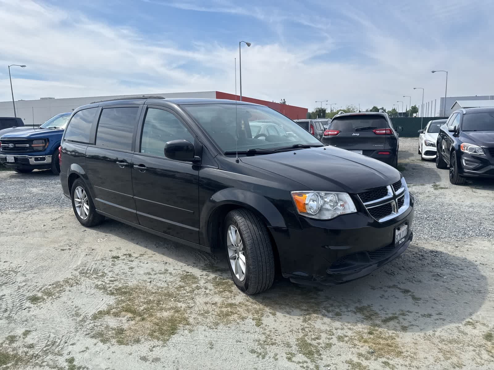 Thumbnail: 2016 Dodge Grand Caravan - 3
