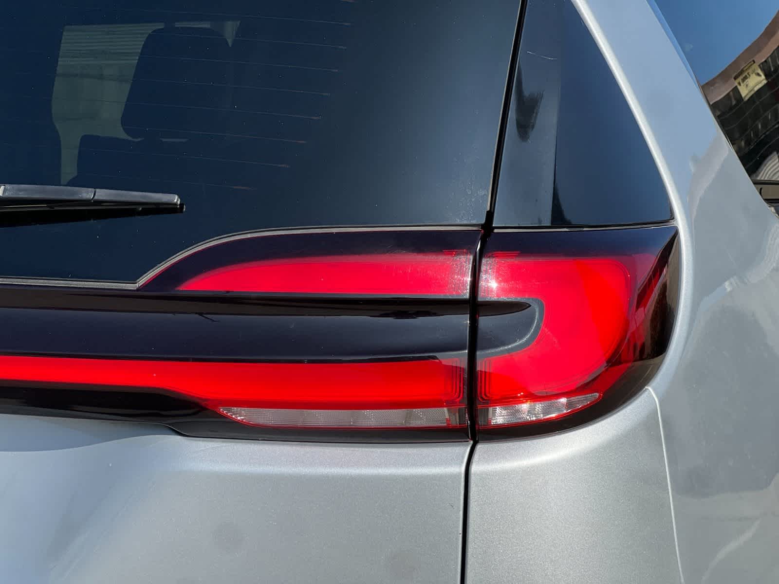 Thumbnail: 2023 Chrysler Pacifica - 29