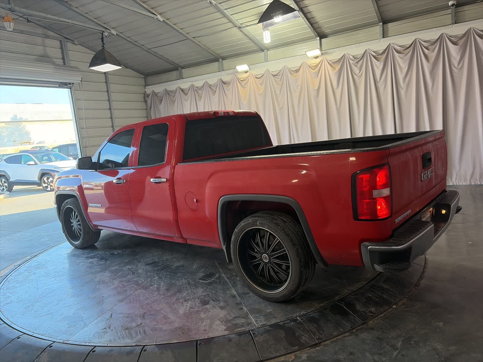 Thumbnail: 2014 GMC Sierra 1500 - 14