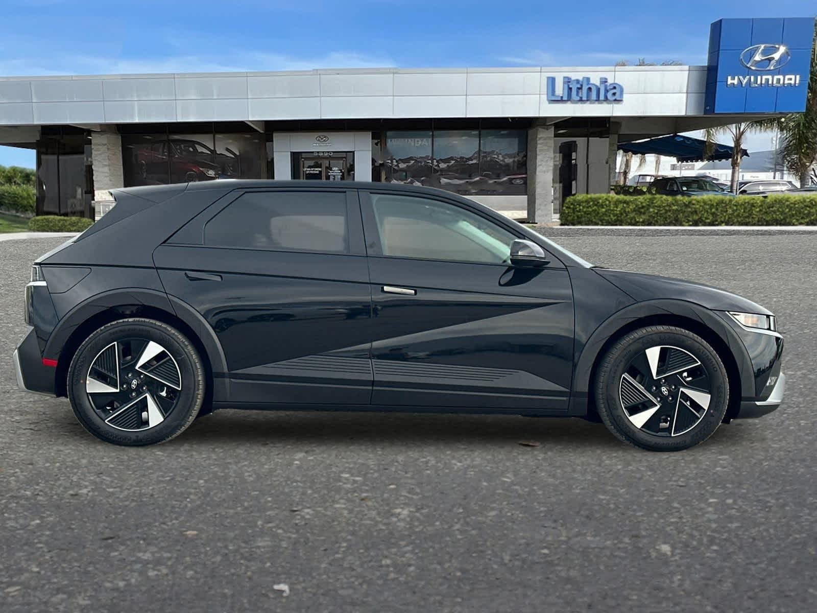 Thumbnail: 2026 Hyundai Ioniq 5 - 8