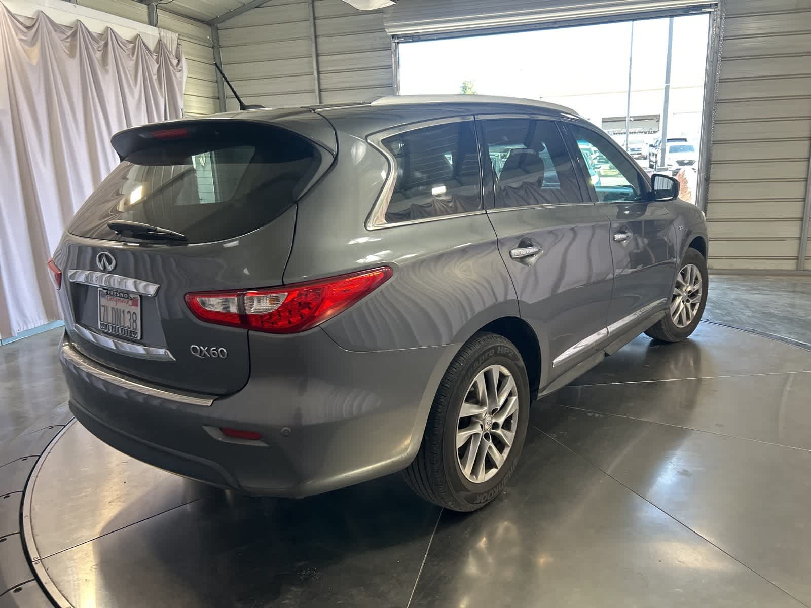 Thumbnail: 2015 INFINITI QX60 - 9