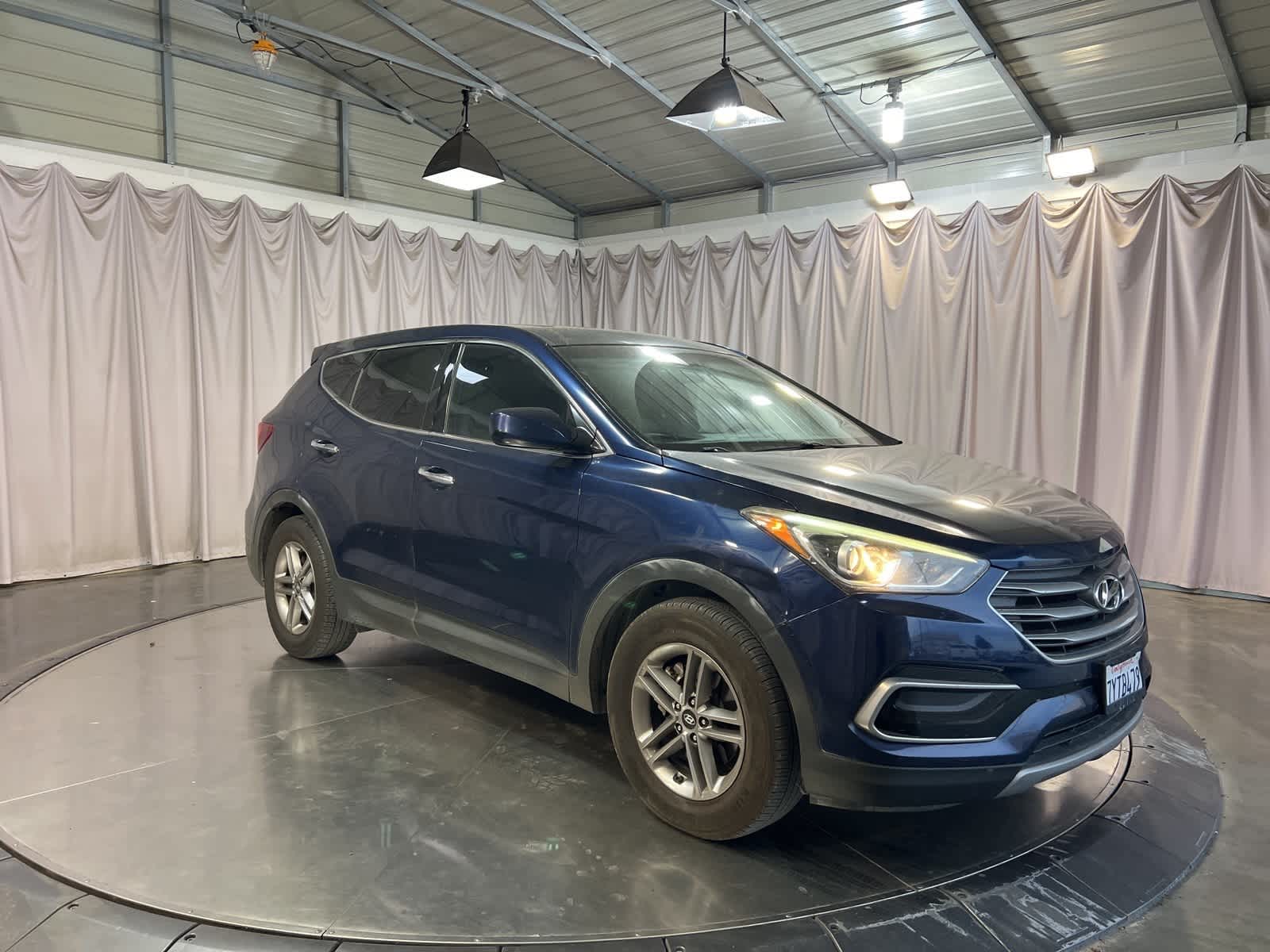 Thumbnail: 2017 Hyundai Santa Fe - 9