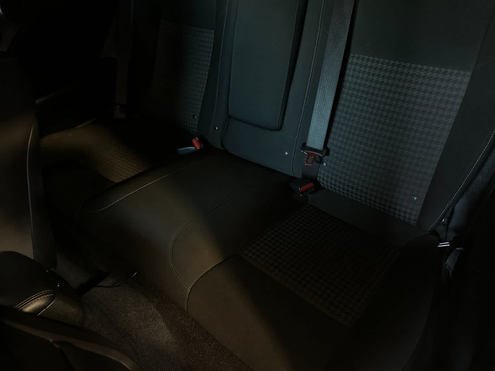 Thumbnail: 2022 Dodge Challenger - 4