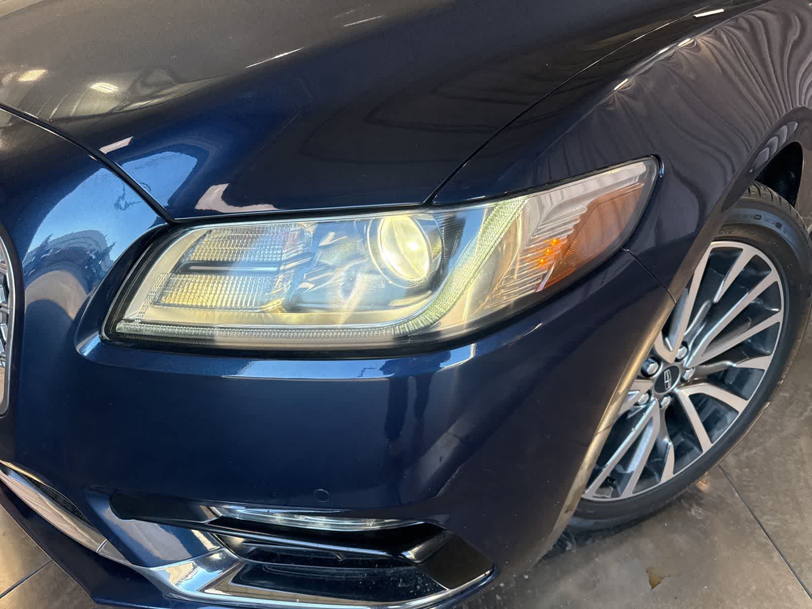 Thumbnail: 2017 Lincoln Continental - 7