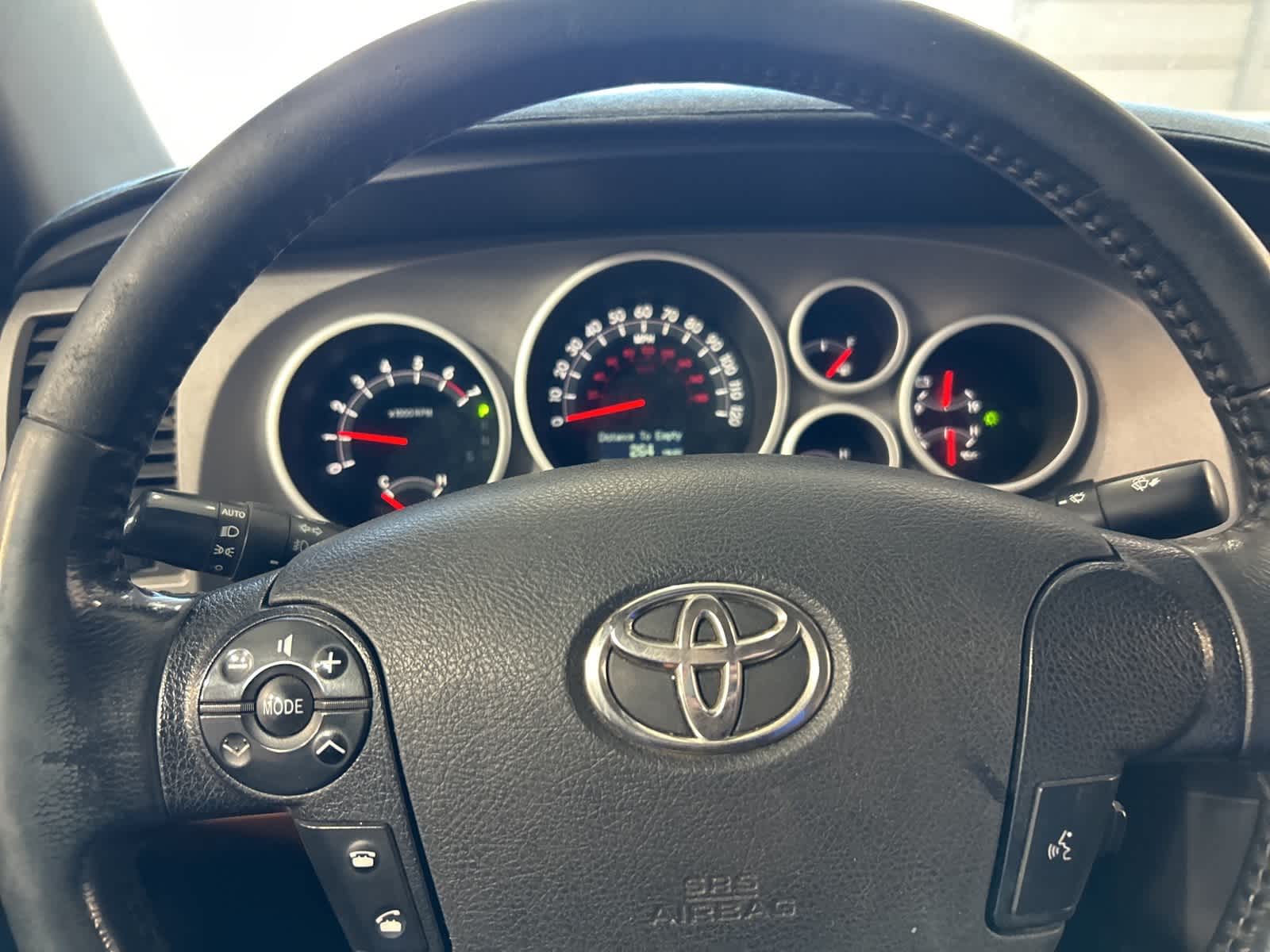 Thumbnail: 2013 Toyota Tundra - 31
