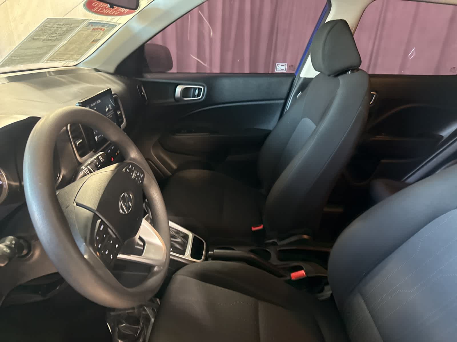 Thumbnail: 2022 Hyundai Venue - 17