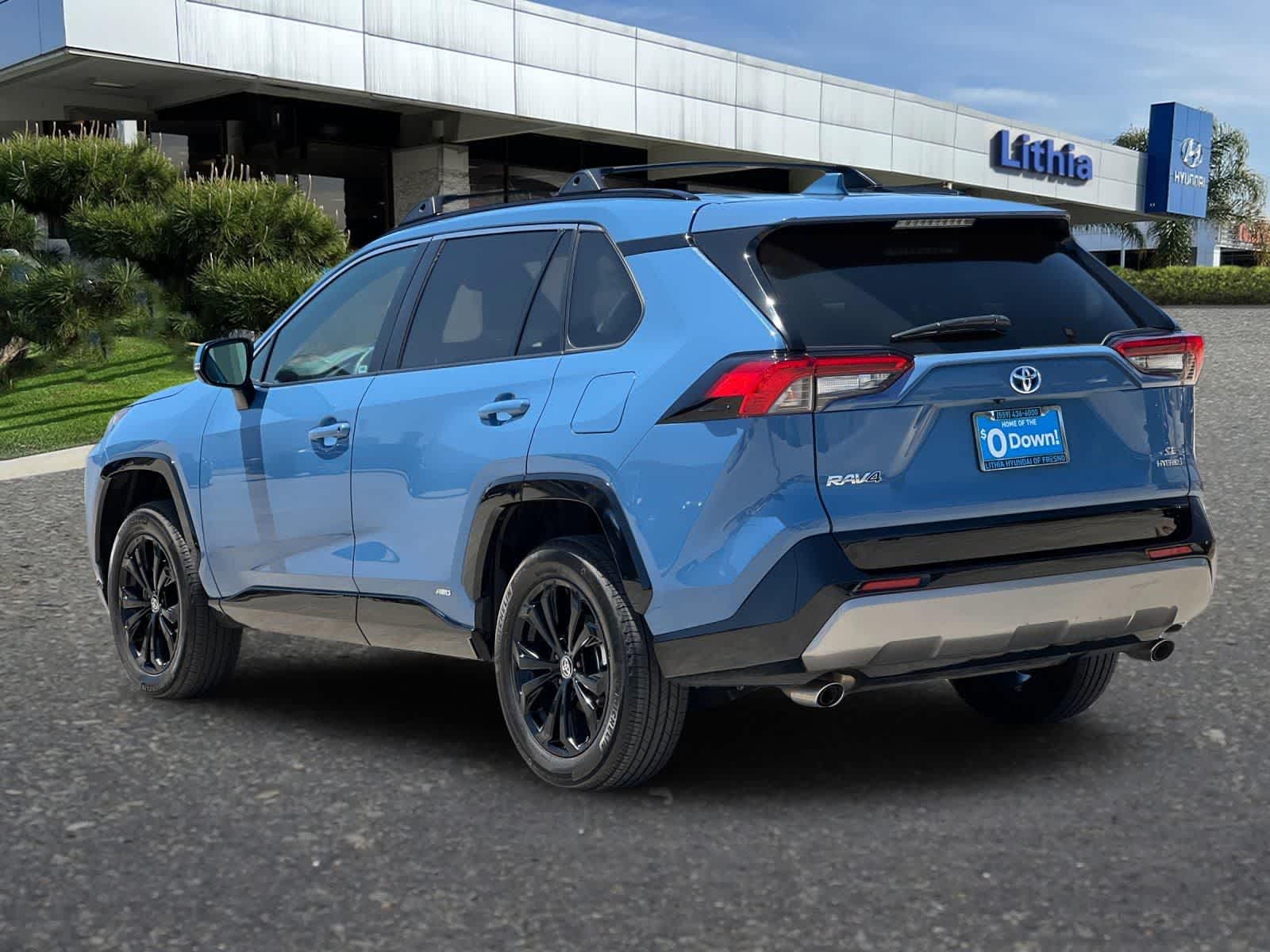 Thumbnail: 2024 Toyota RAV4 - 6