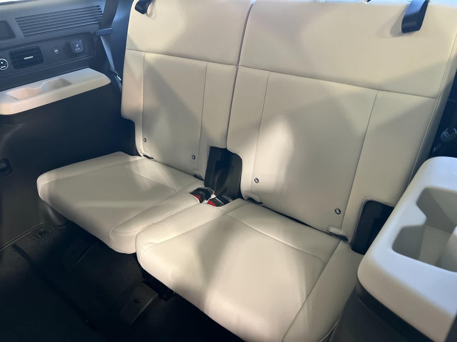 Thumbnail: 2025 Hyundai Santa Fe - 14