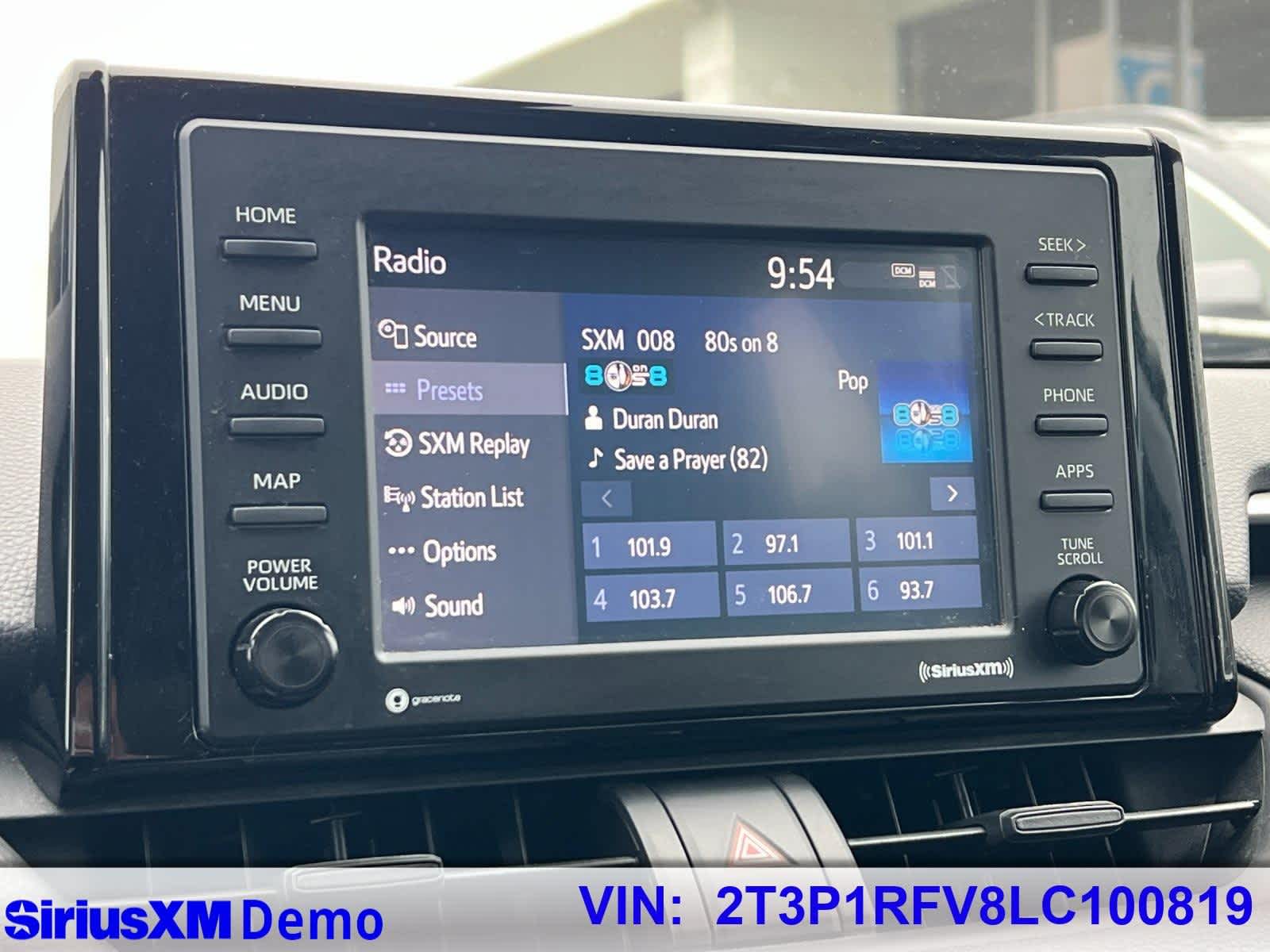 Thumbnail: 2020 Toyota RAV4 - 30